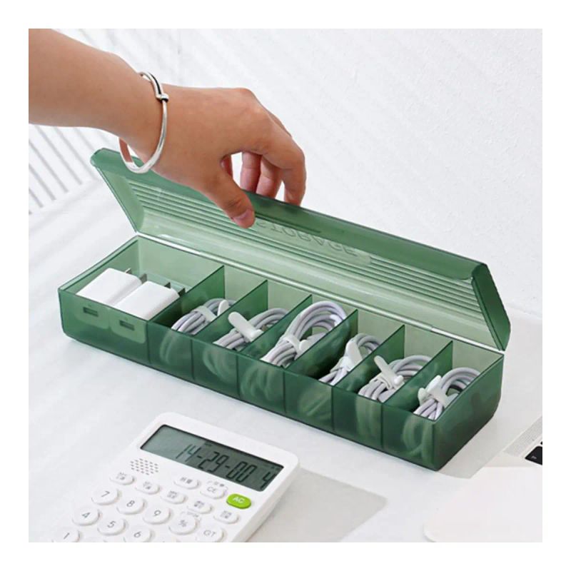 ORGANIZADOR PLAST *CON TAPA* 28X9X6CM 7 COMP