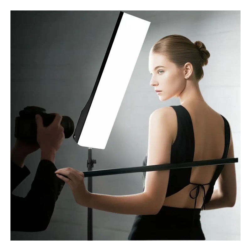 LAMPARA RECTANGULAR PARA SELFIES RL-150 C/CTRL