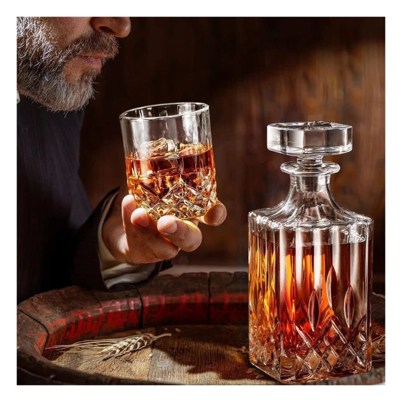 SET DE 4 VASOS DE WHISKEY Y JARRA DE VIDRIO MODELO A